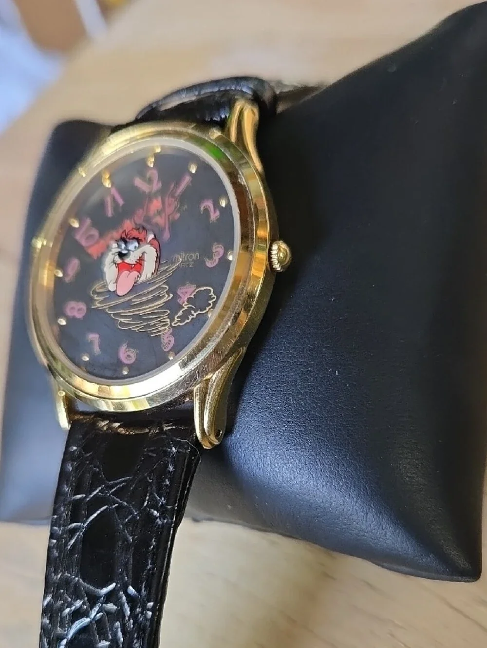 Vintage 1992 Warner Bros Tazmanian Devil Watch